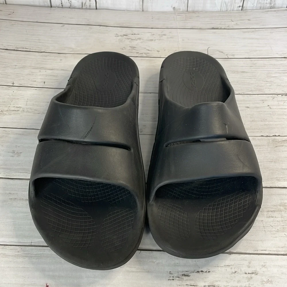 Oofos OOahh Slide Sandals